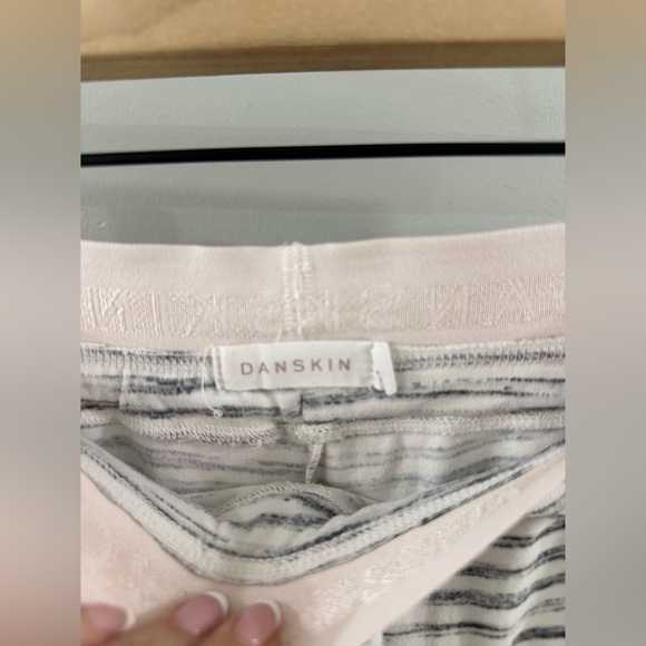 Danskin Gray Stripe Pajama Lounge Pants Size Large - Picture 5 of 6